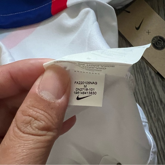 Paris Saint Germain PSG Third Jersey 2022/23 MESSI #30 BNWT - Picture 7 of 8